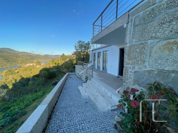 Moradia T3 para Venda em Anreade e São Romão de Aregos Foto 4