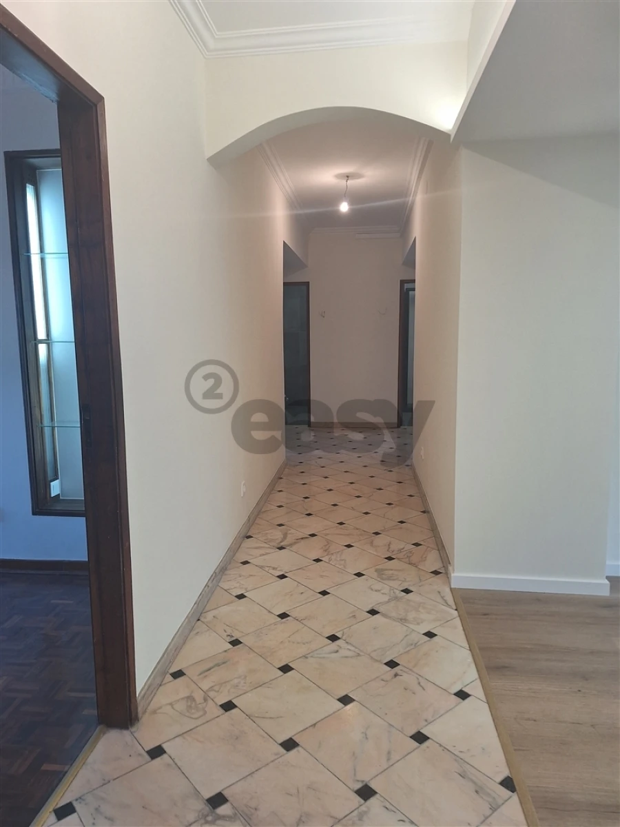 Apartamento T4 para Venda em Covilhã e Canhoso Foto 11