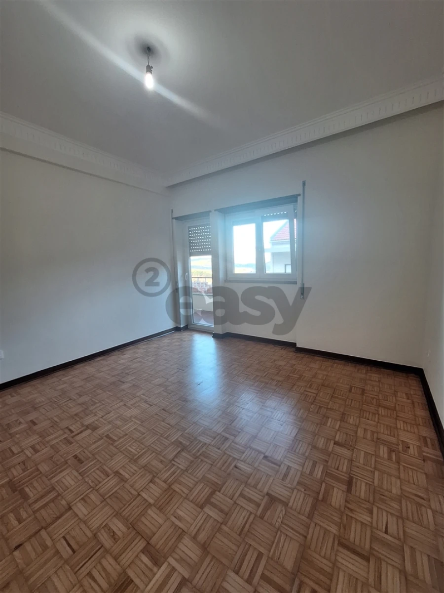Apartamento T4 para Venda em Covilhã e Canhoso Foto 6
