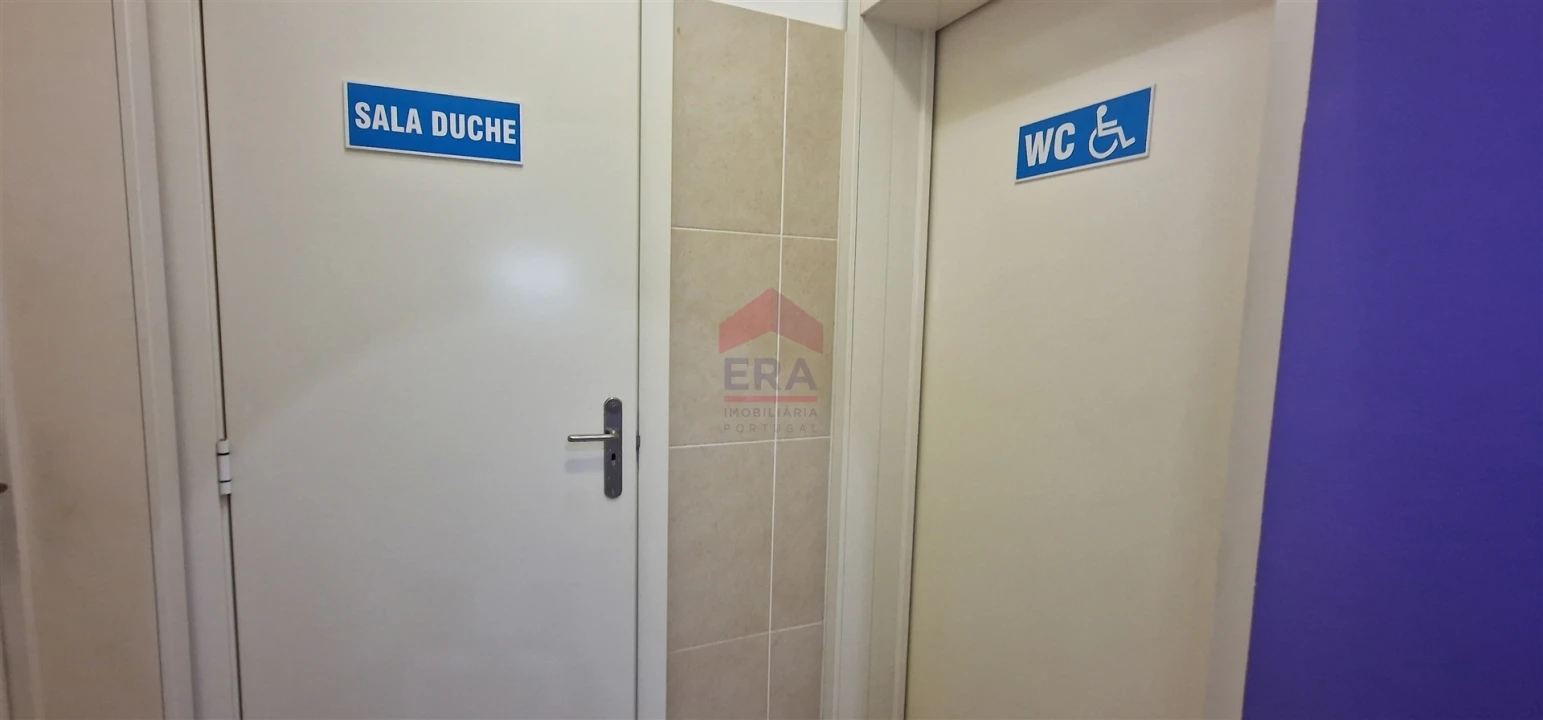 Loja para Venda em Faro (Sé e São Pedro) Foto 15