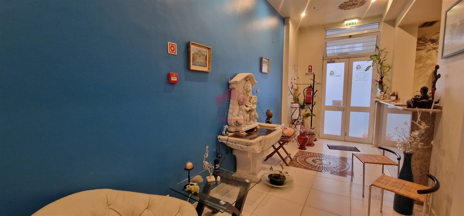 Loja para Venda em Faro (Sé e São Pedro) Foto 6