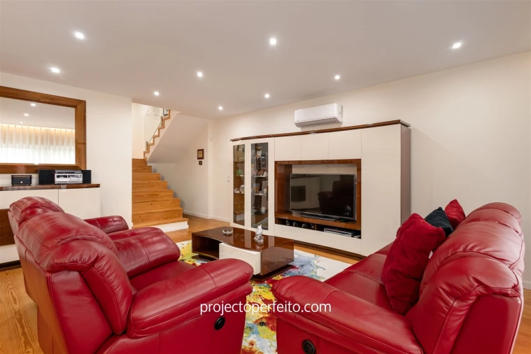 Moradia T3 para Venda em Sandim, Olival, Lever e Crestuma Foto 10