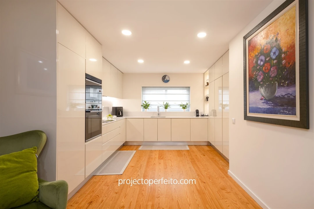 Moradia T3 para Venda em Sandim, Olival, Lever e Crestuma Foto 5