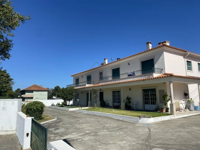 Apartamento T1 para Arrendamento em Nadadouro Foto 9