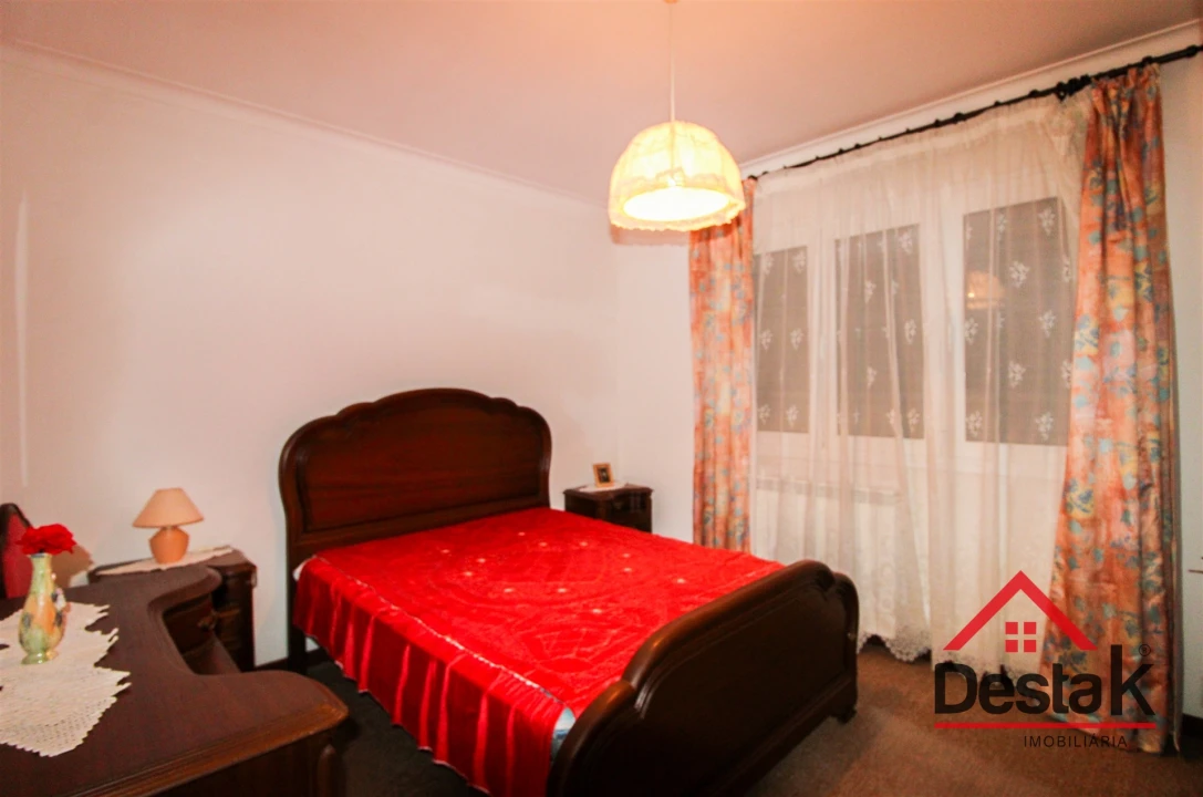 Moradia T4 para Venda em Santa Cruz da Trapa e São Cristóvão de Lafões Foto 26