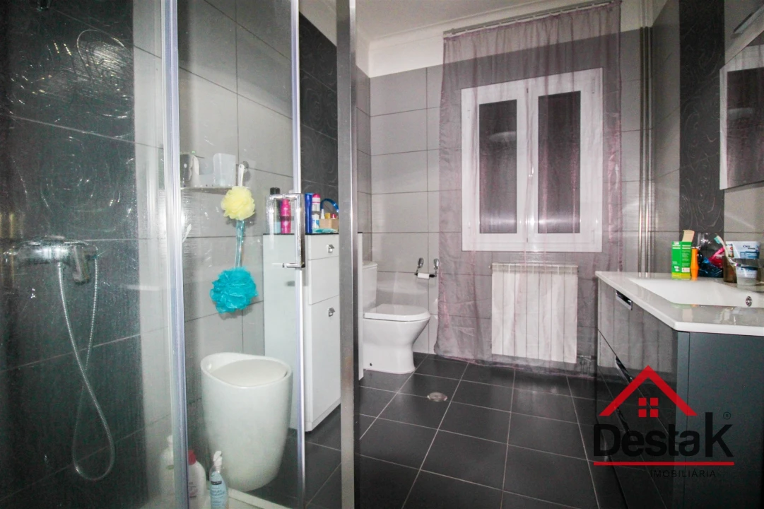 Moradia T4 para Venda em Santa Cruz da Trapa e São Cristóvão de Lafões Foto 29