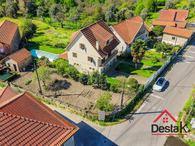 Moradia T4 para Venda em Santa Cruz da Trapa e São Cristóvão de Lafões Foto 15