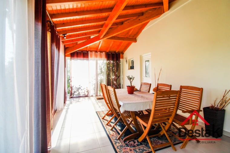 Moradia T4 para Venda em Santa Cruz da Trapa e São Cristóvão de Lafões Foto 16