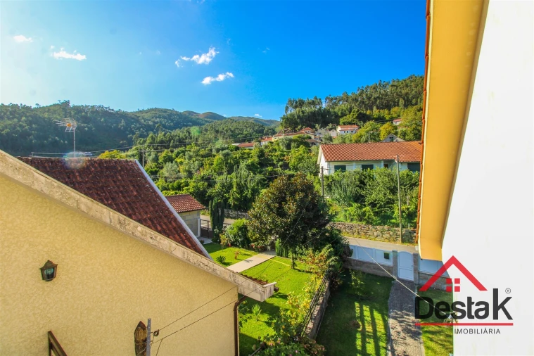 Moradia T4 para Venda em Santa Cruz da Trapa e São Cristóvão de Lafões Foto 34