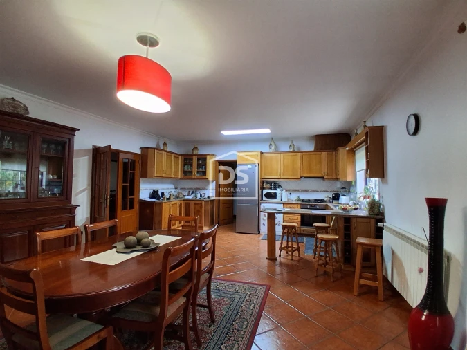 Moradia T3 para Venda em Bajouca Foto 2