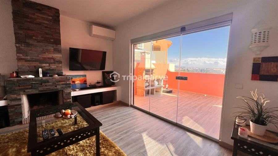 Apartamento T3 para Arrendamento em Albufeira e Olhos de Água Foto 3