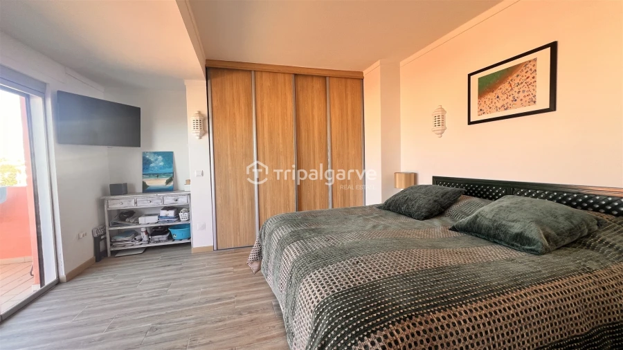 Apartamento T3 para Arrendamento em Albufeira e Olhos de Água Foto 17