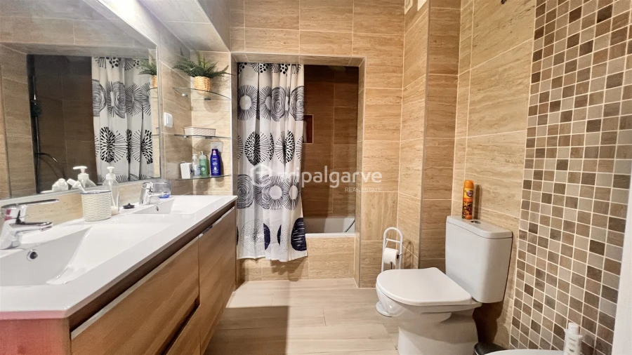 Apartamento T3 para Arrendamento em Albufeira e Olhos de Água Foto 28