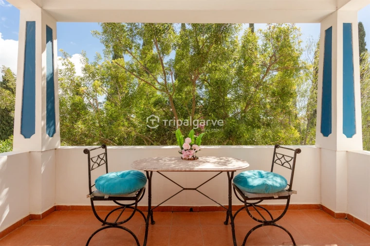 Moradia T4 para Arrendamento em Guia Foto 40