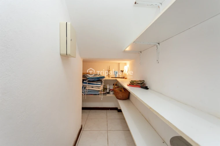 Moradia T4 para Arrendamento em Guia Foto 16