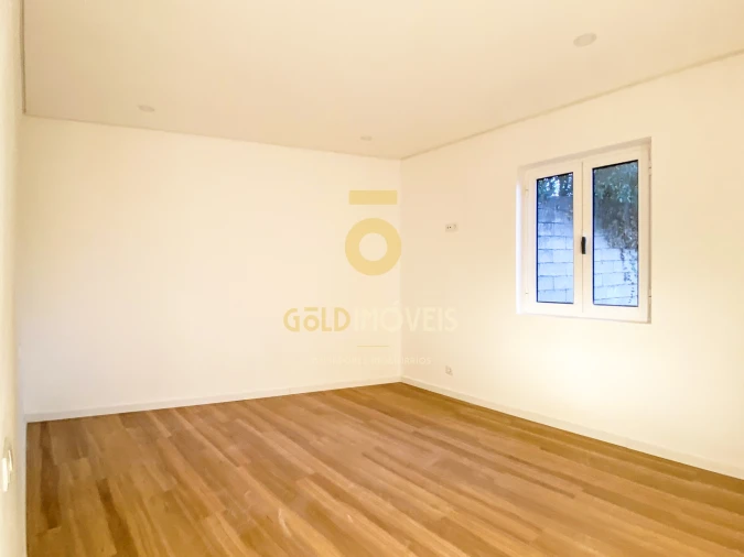 Moradia T3 para Venda em Vila das Aves Foto 7