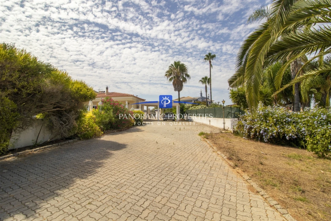 Moradia T4 para Venda em Lagoa e Carvoeiro Foto 33