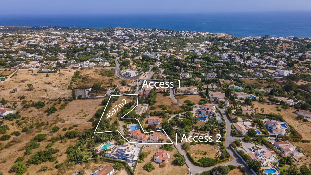 Moradia T4 para Venda em Lagoa e Carvoeiro Foto 2