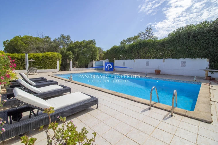 Moradia T4 para Venda em Lagoa e Carvoeiro Foto 30