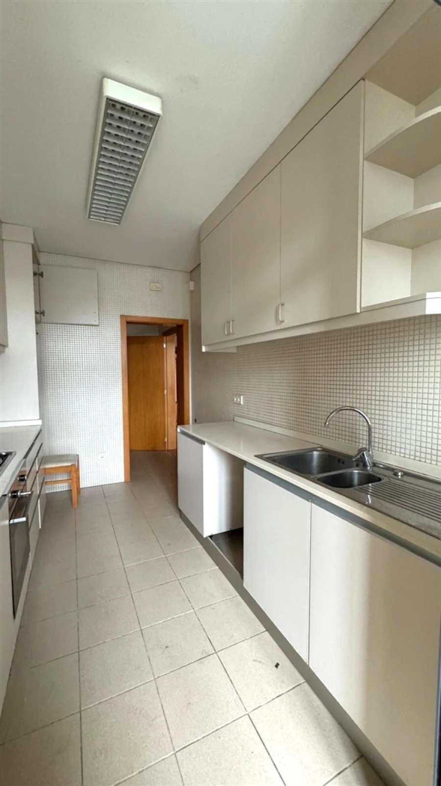 Apartamento T2 para Arrendamento em Arcozelo Foto 9