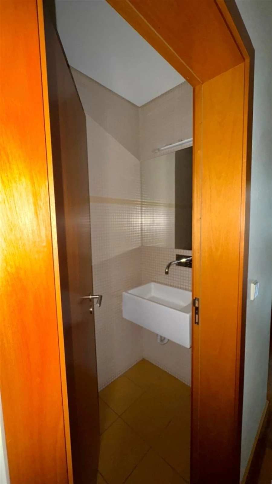 Apartamento T2 para Arrendamento em Arcozelo Foto 14