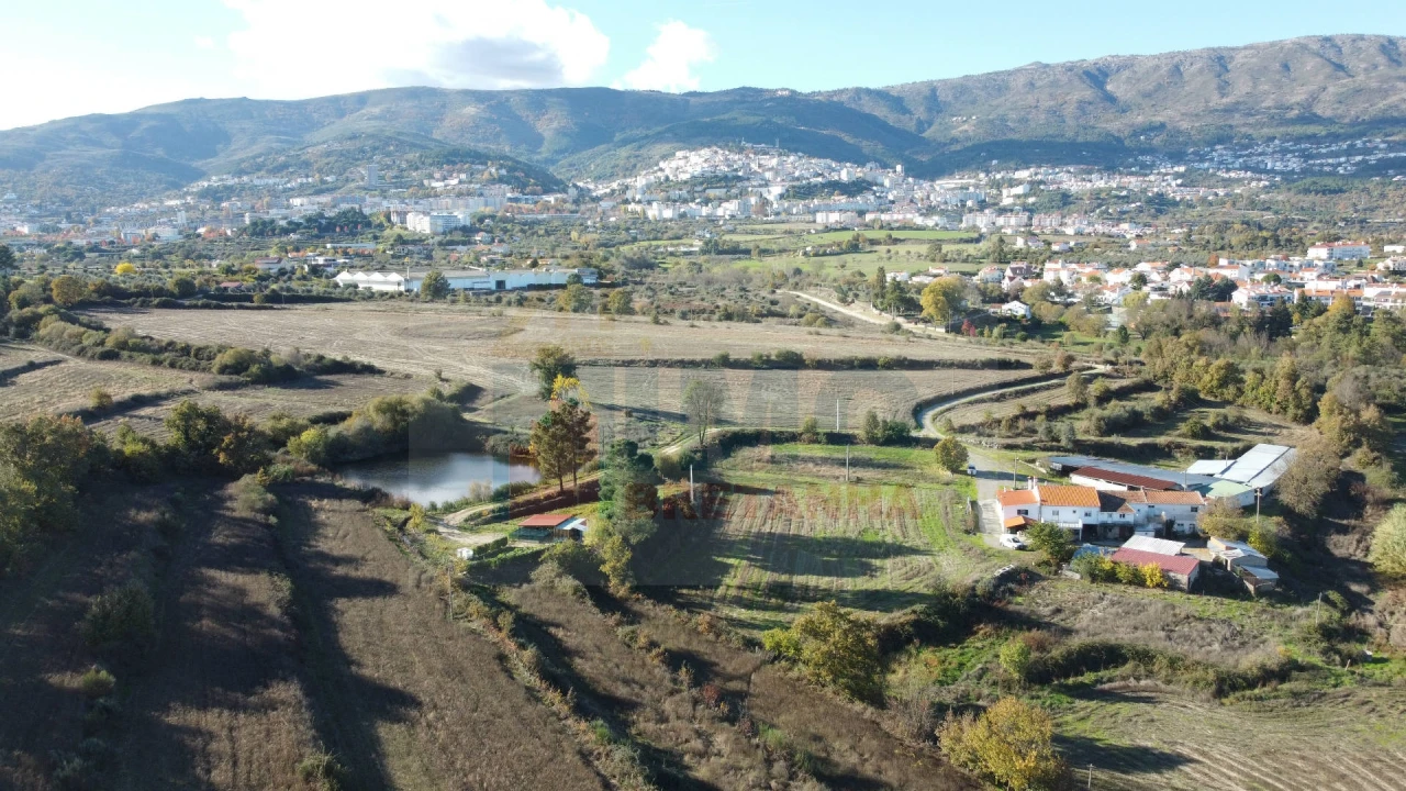 Quinta T3 para Venda em Covilhã e Canhoso Foto 38