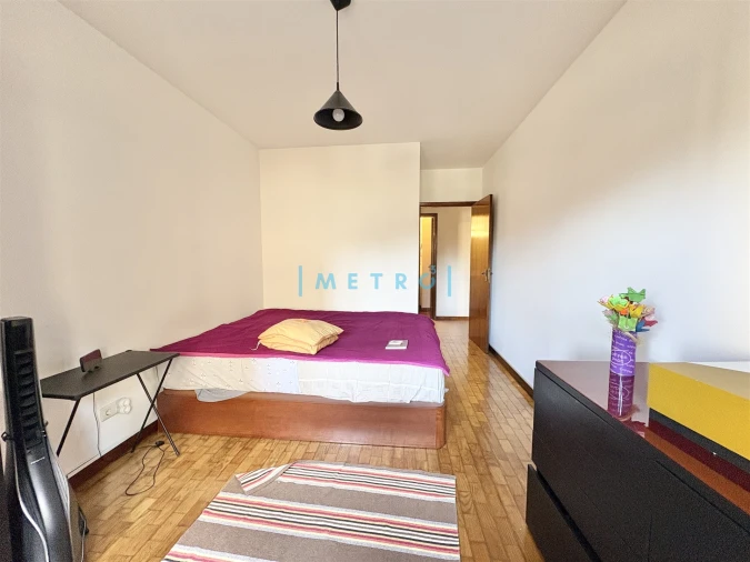 Apartamento T3 para Venda em Lordelo do Ouro e Massarelos Foto 12