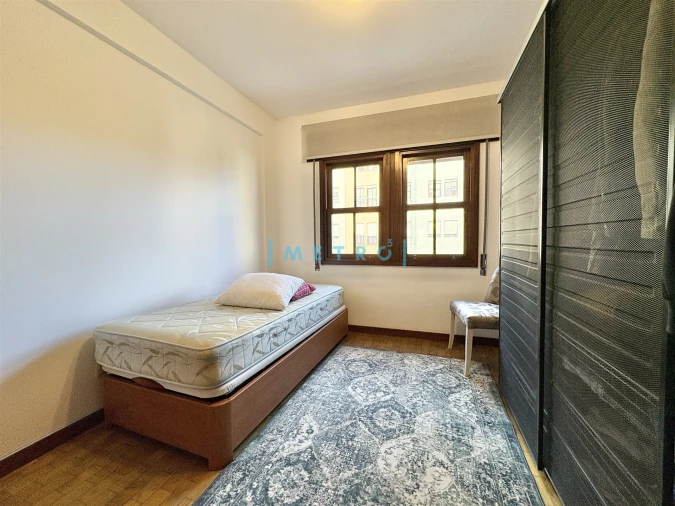 Apartamento T3 para Venda em Lordelo do Ouro e Massarelos Foto 9