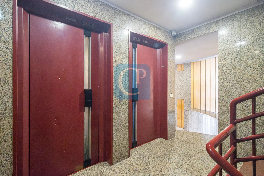 Apartamento T3 para Arrendamento em Mafamude e Vilar do Paraíso Foto 27