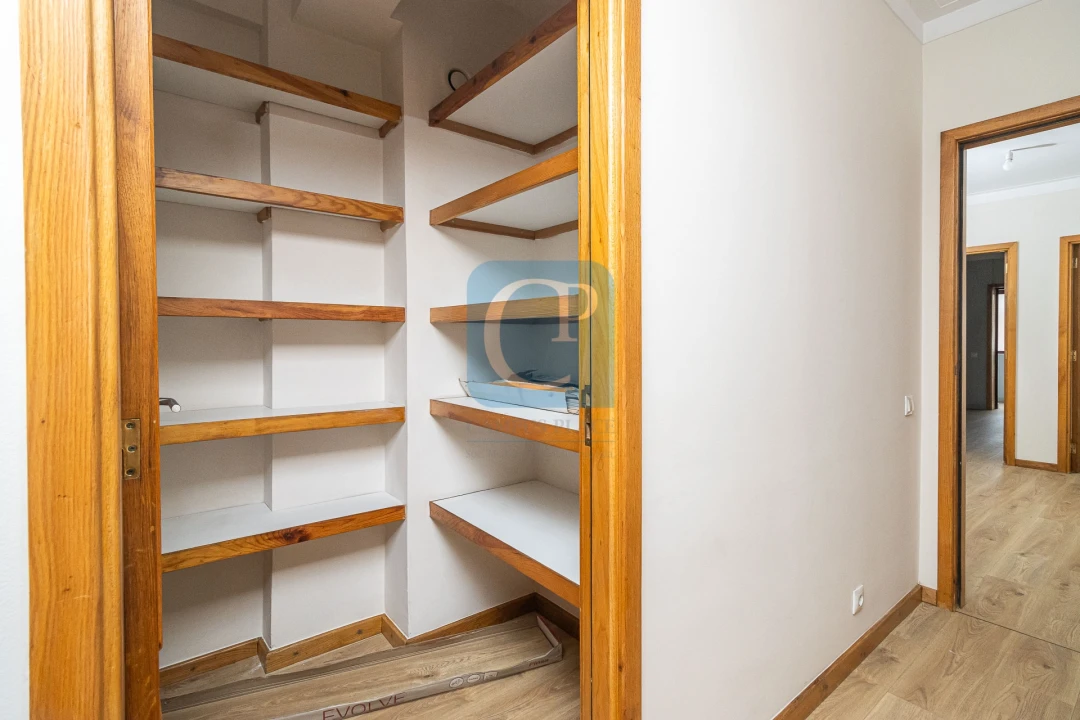 Apartamento T3 para Arrendamento em Mafamude e Vilar do Paraíso Foto 18