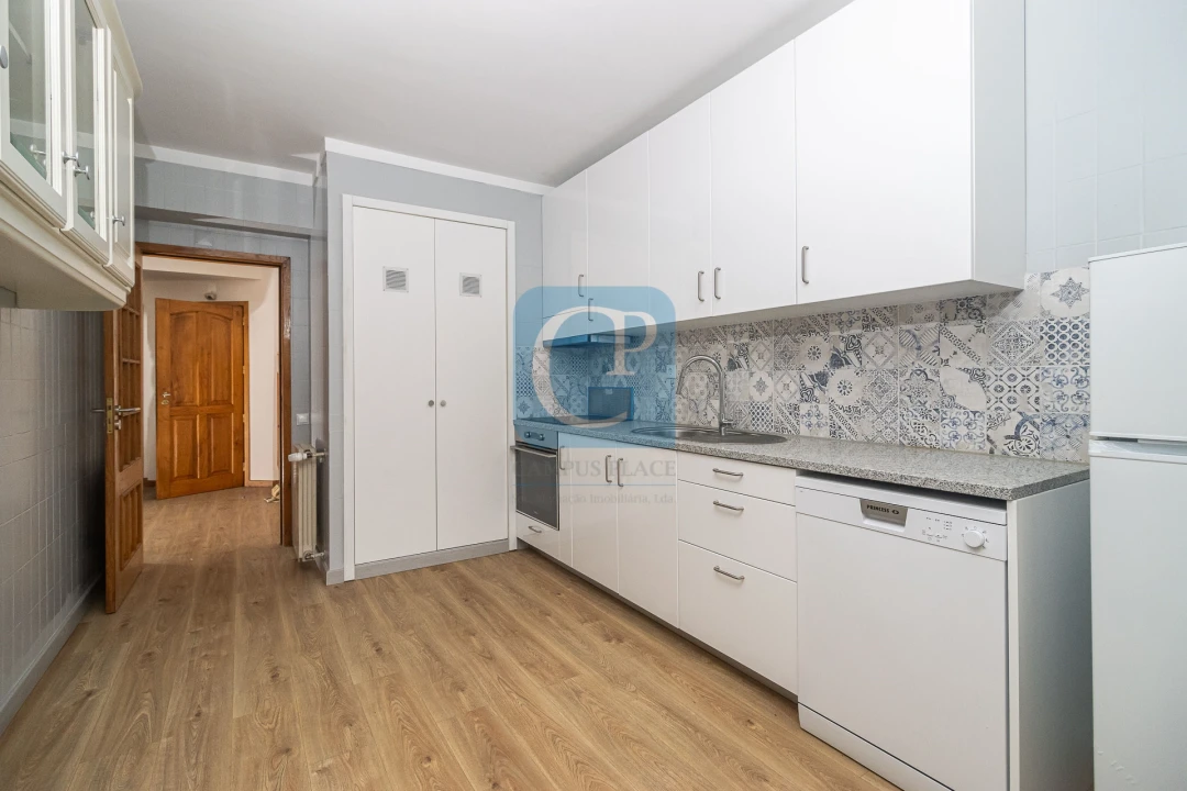 Apartamento T3 para Arrendamento em Mafamude e Vilar do Paraíso Foto 9