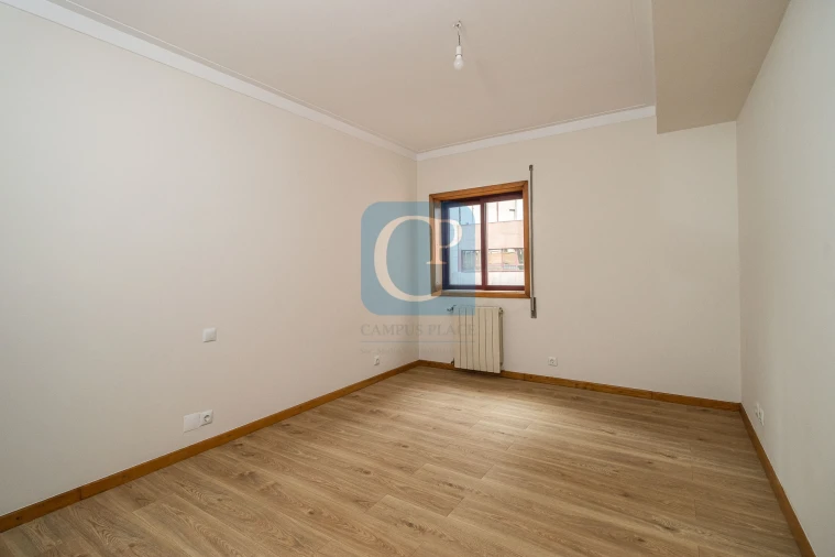 Apartamento T3 para Arrendamento em Mafamude e Vilar do Paraíso Foto 23