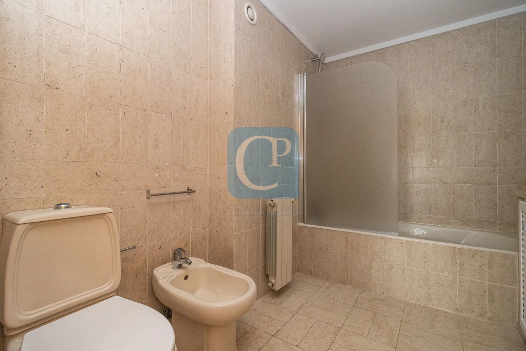 Apartamento T3 para Arrendamento em Mafamude e Vilar do Paraíso Foto 14