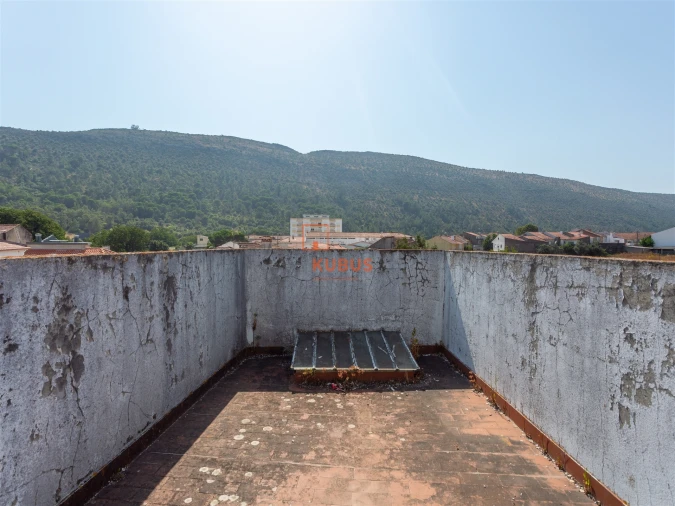 Prédio para Venda em Minde Foto 2