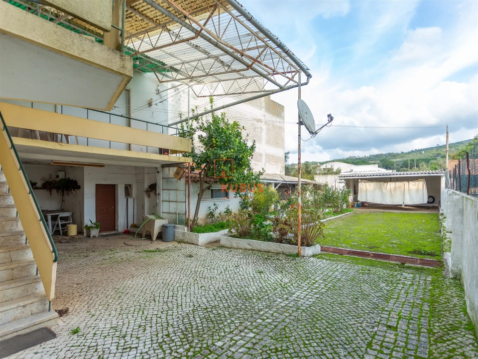 Moradia T4 para Venda em Minde Foto 36