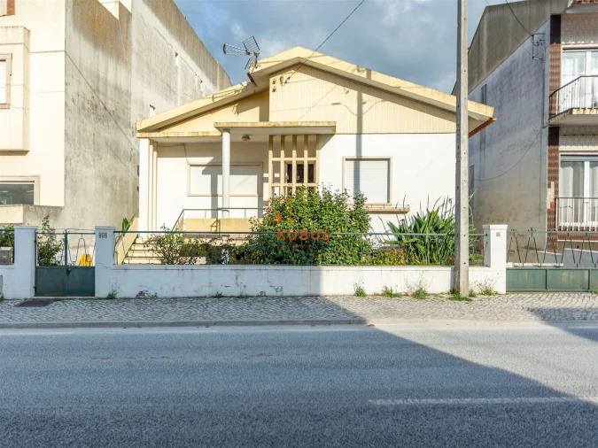 Moradia T4 para Venda em Minde Foto 43