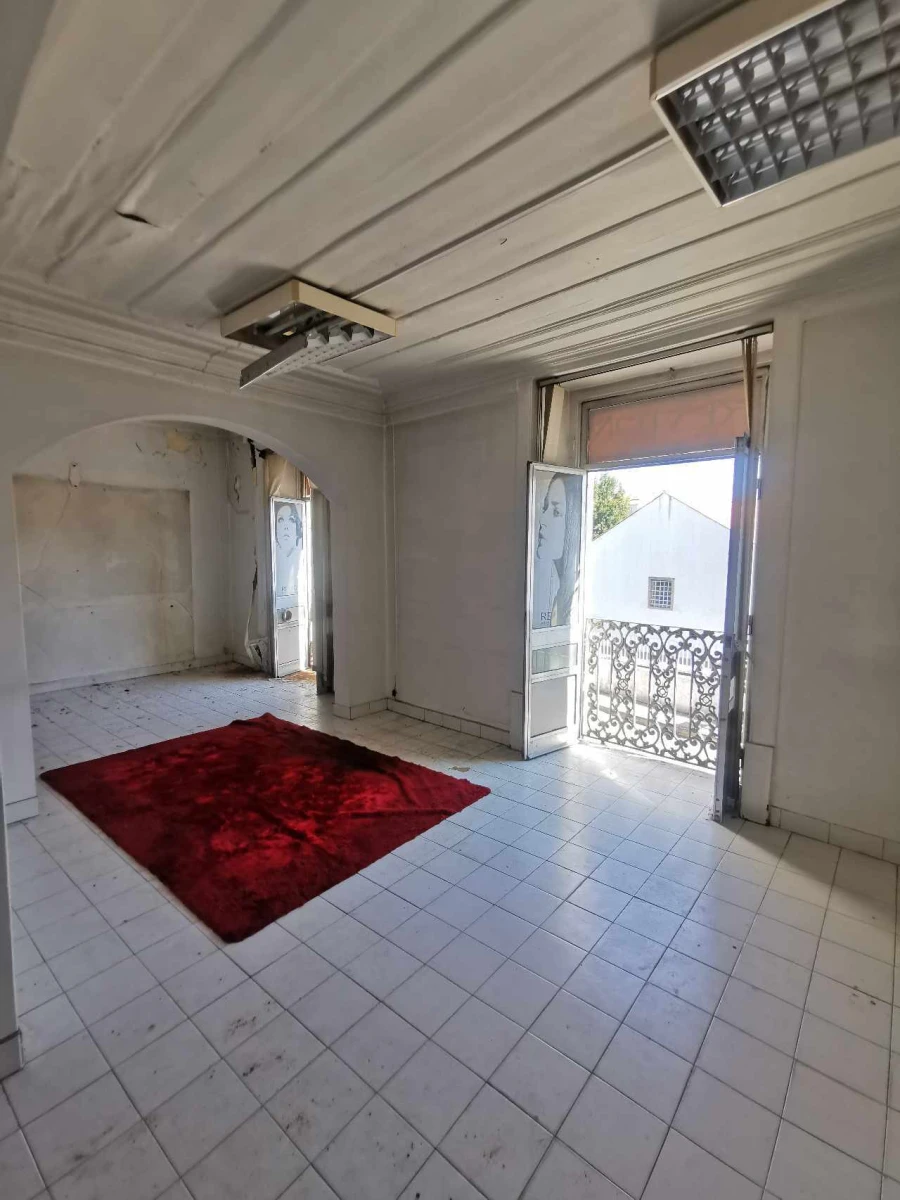 Prédio para Venda em São João Baptista e Santa Maria dos Olivais Foto 10