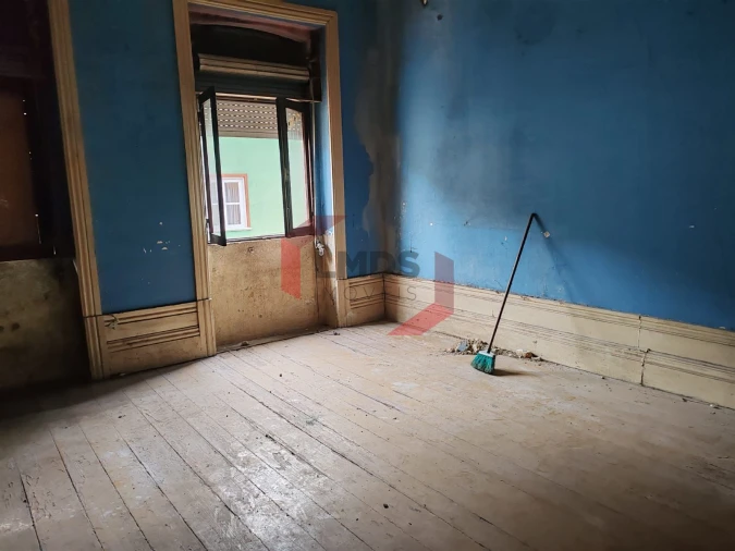 Moradia T5 para Venda em Santa Marinha e São Pedro da Afurada Foto 4