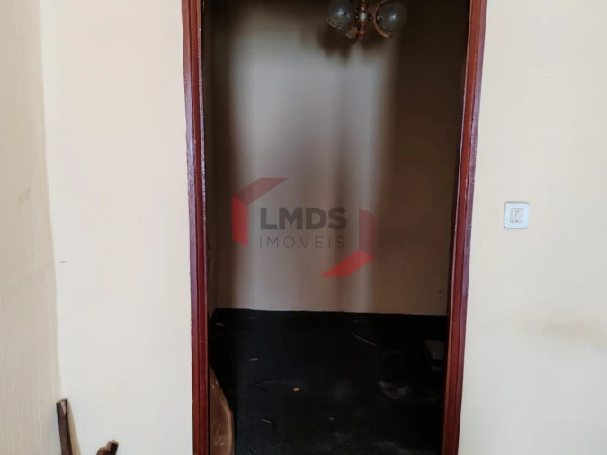 Moradia T5 para Venda em Santa Marinha e São Pedro da Afurada Foto 5