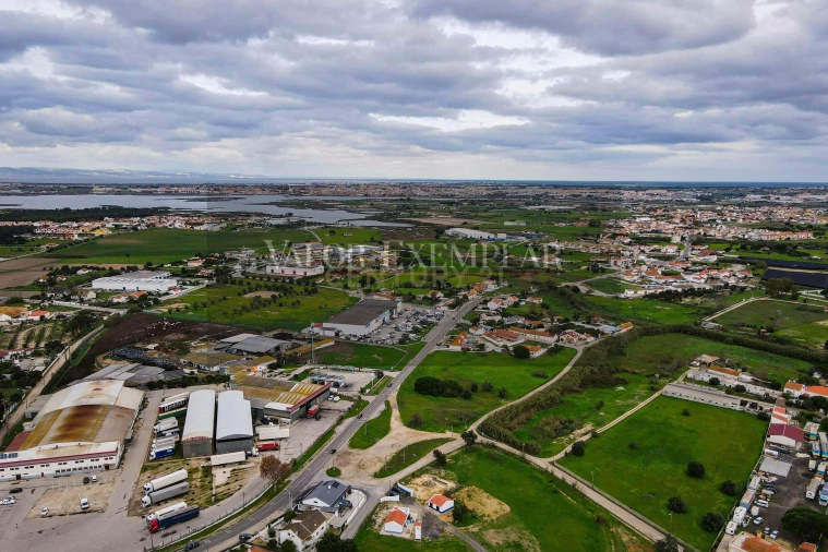 Terreno para Venda em Moita Foto 2