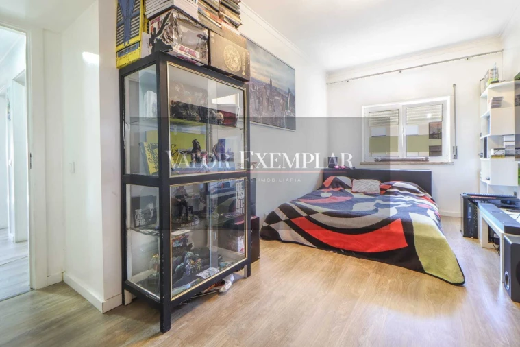 Apartamento T3 para Venda em Amora Foto 12