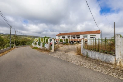 Moradia T8 para Venda em Arrabal