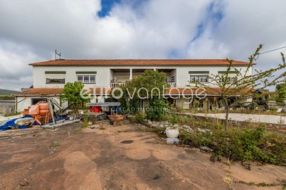 Moradia T8 para Venda em Arrabal