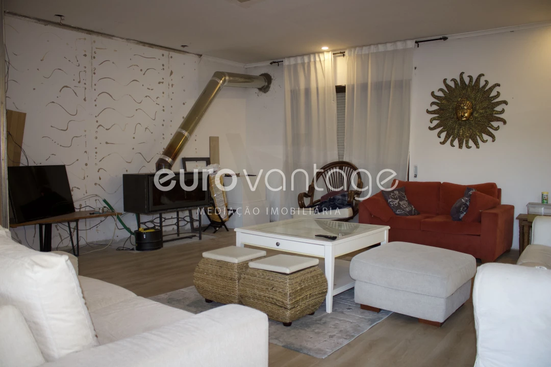 Moradia T6 para Venda em Arrabal Foto 18