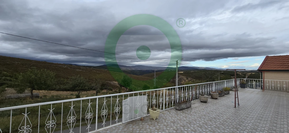 Moradia T3 para Venda em Moimenta e Montouto Foto 7