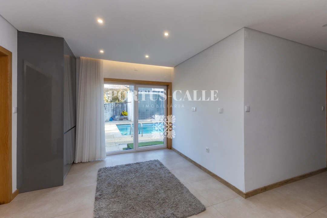 Moradia T3 para Venda em Paredes Foto 9