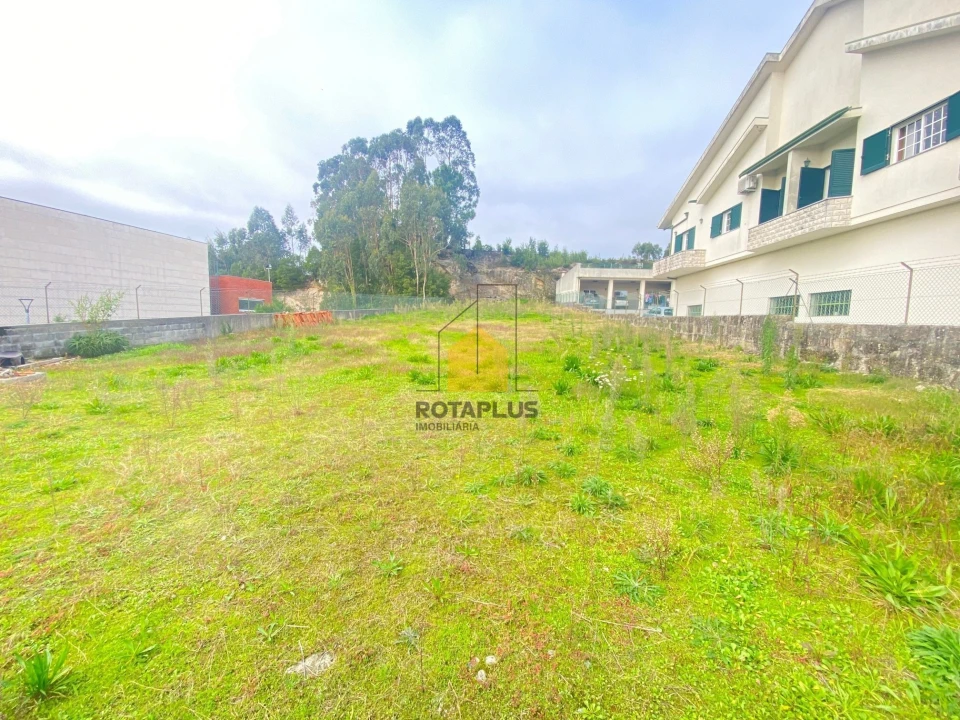 Terreno para Venda em Guilhabreu Foto 1