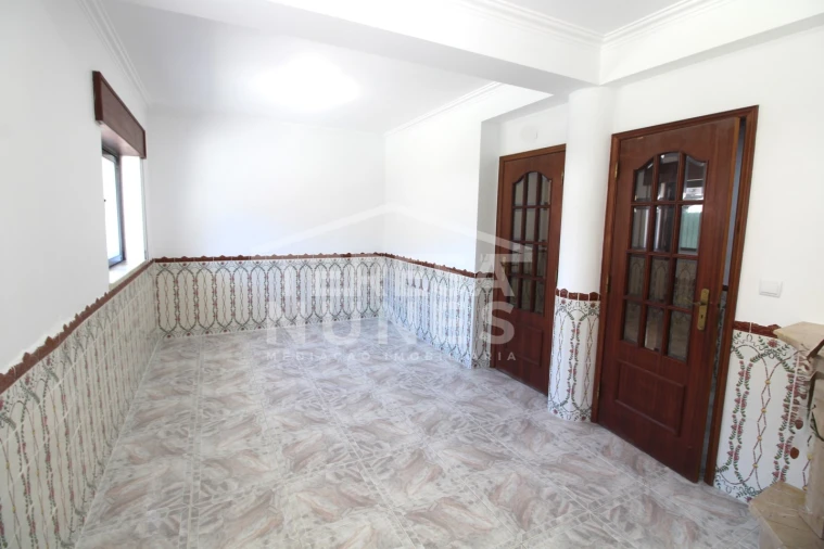 Apartamento T1 para Venda em Quinta do Conde Foto 5