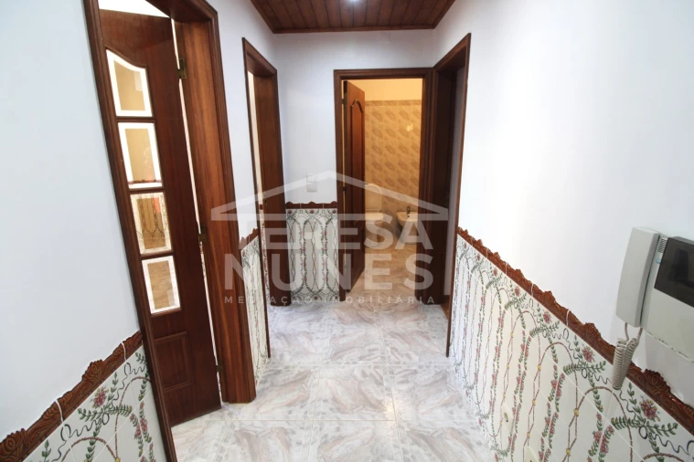 Apartamento T1 para Venda em Quinta do Conde Foto 7
