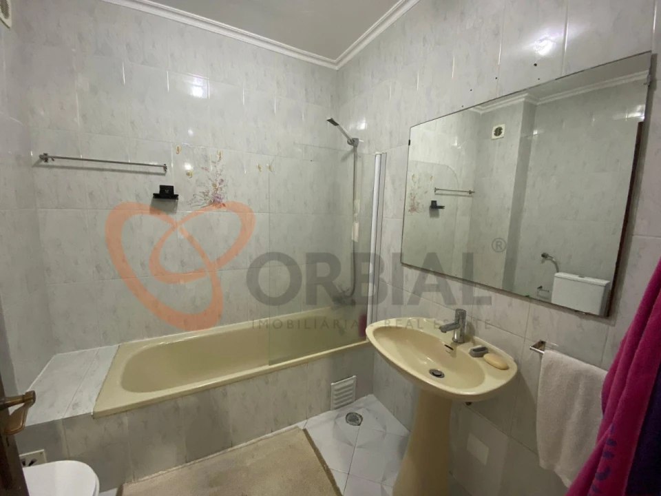 Apartamento T1 para Venda em Albufeira e Olhos de Água Foto 9